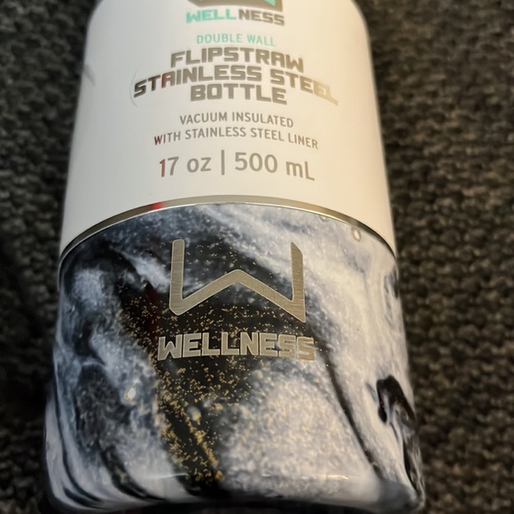 (NWT) Wellness Double Wall Flipstraw Stainless Steel Bottle - Picture 2 of 9